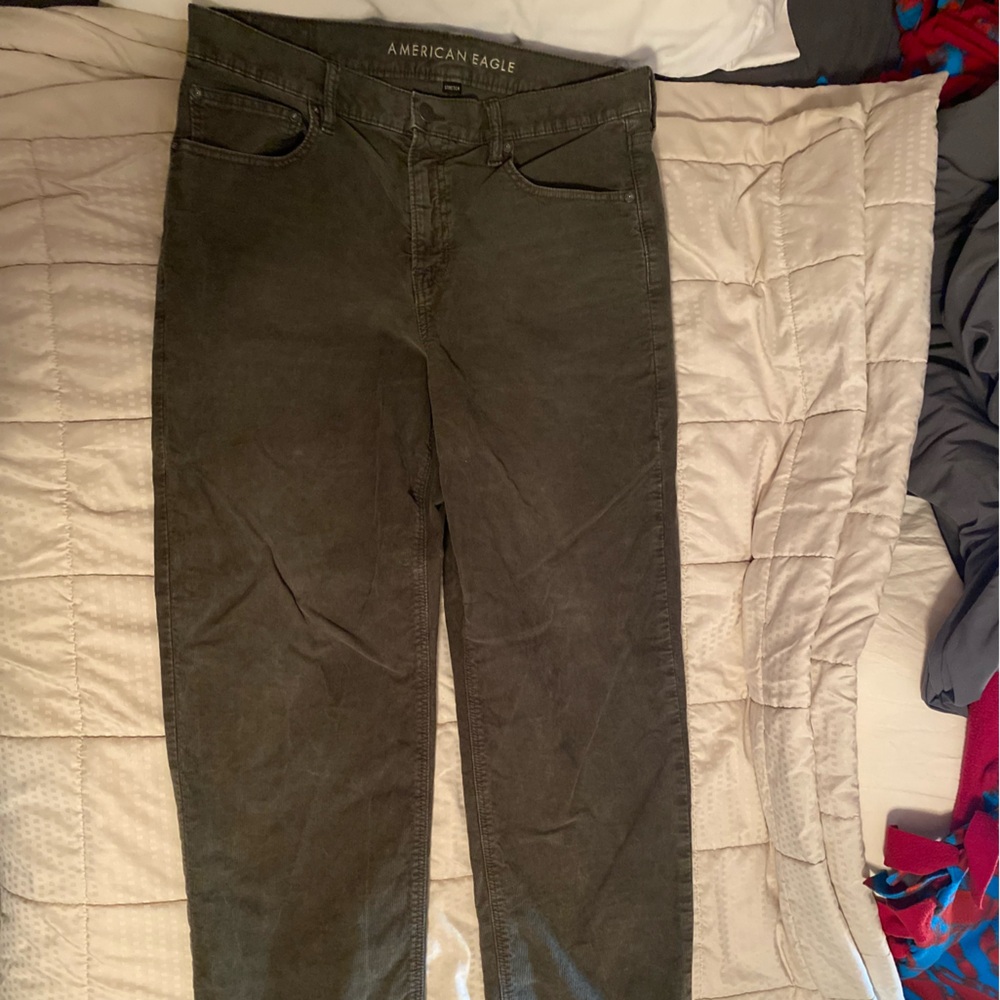 American Eagle 90s Straight Cords